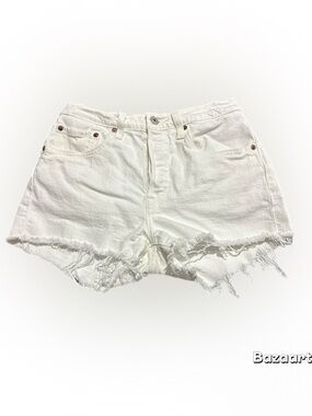 Levi's 501 Original Collection White Denim Jean Shorts Distressed Raw Hem Sz 26